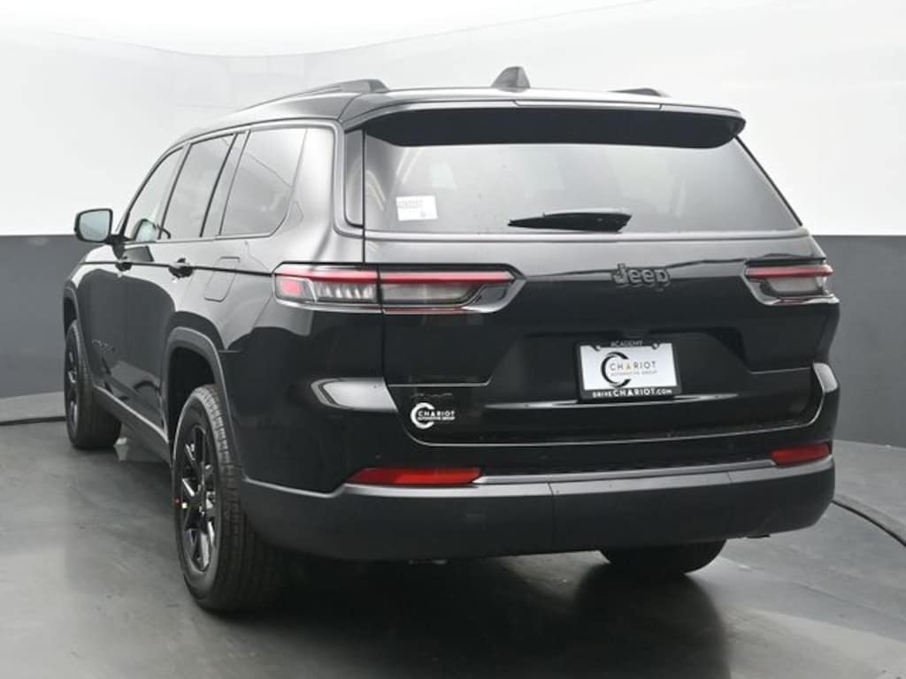New 2026 Jeep Grand Cherokee L Laredo Sport Utility