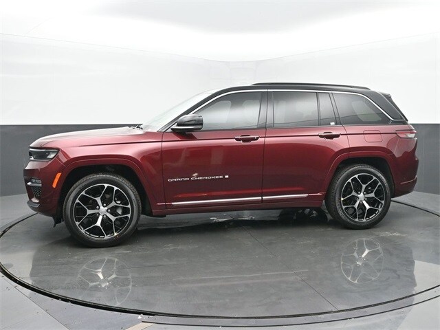 2025 Jeep Grand Cherokee Summit photo 2