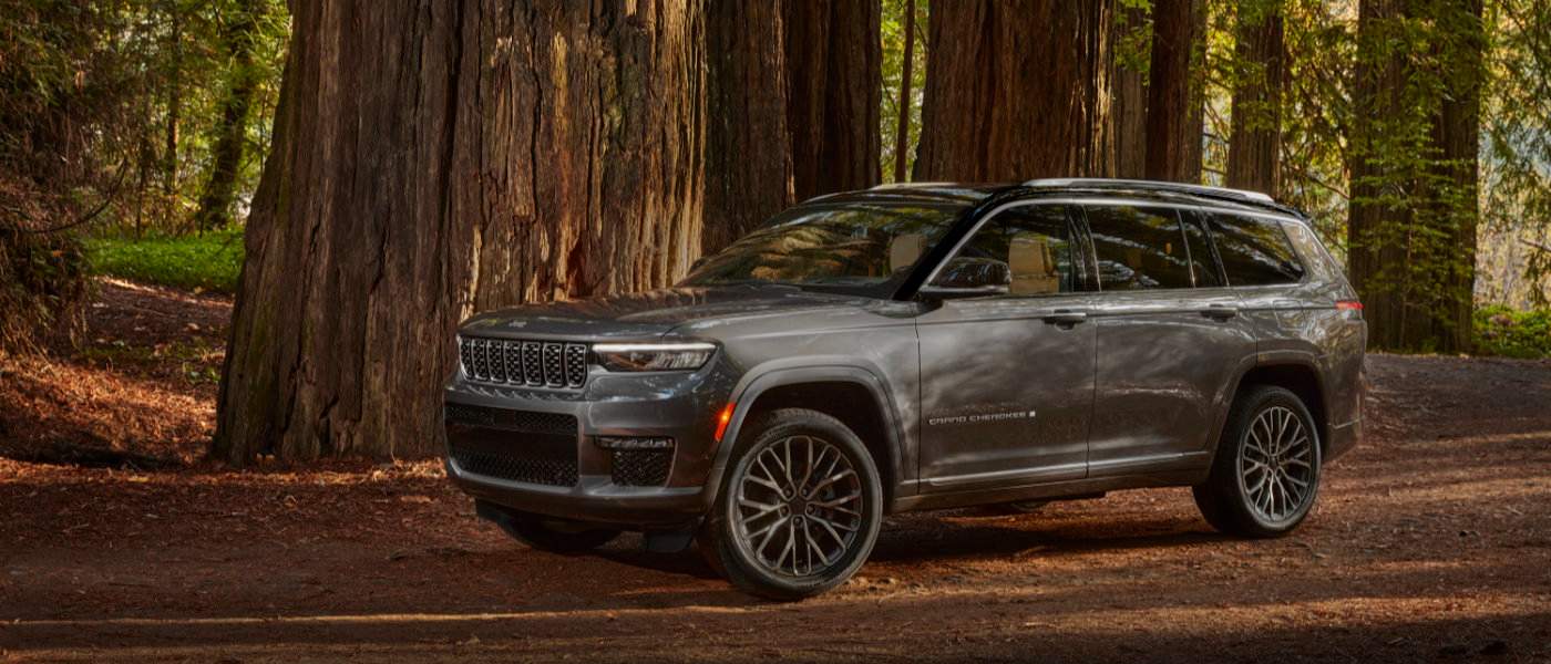 2024 Jeep Grand Cherokee L Exterior Forest