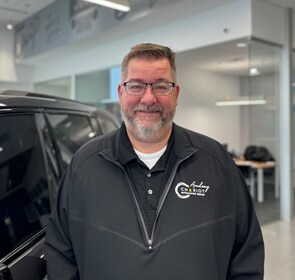 Staff member MATTHEW MURPHY from ID_b6fa8e0dd1e9