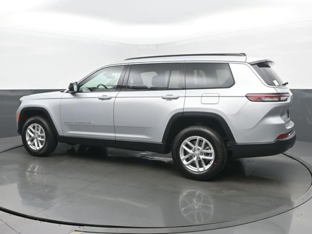 New 2026 Jeep Grand Cherokee L Laredo Sport Utility