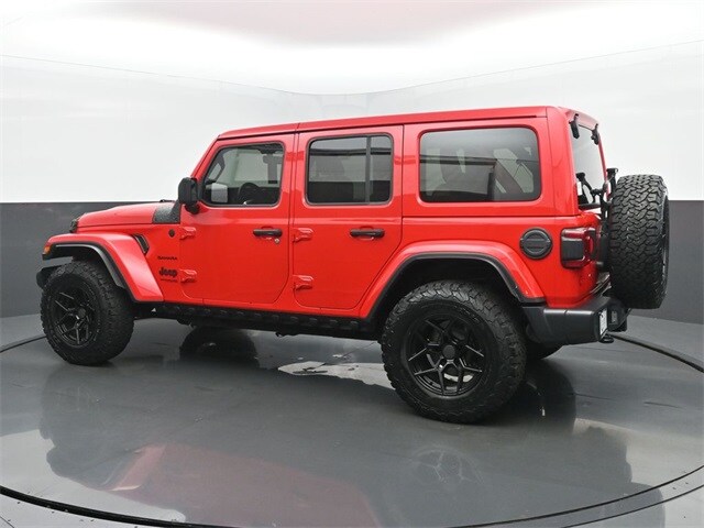 2018 Jeep Wrangler Unlimited Sahara photo 3
