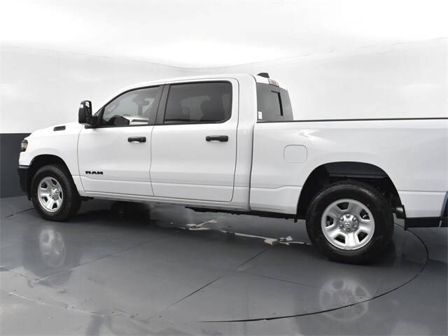 2025 Ram 1500 Tradesman photo 3
