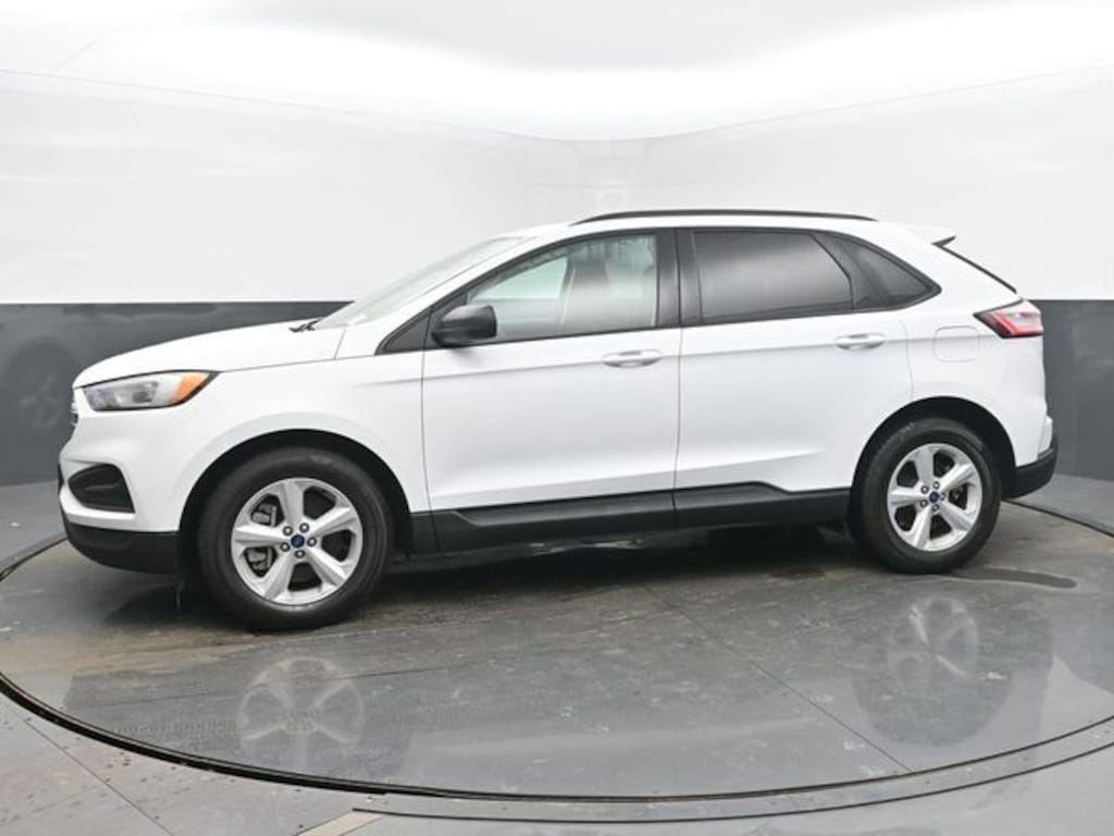 Used 2022 Ford Edge SE SUV