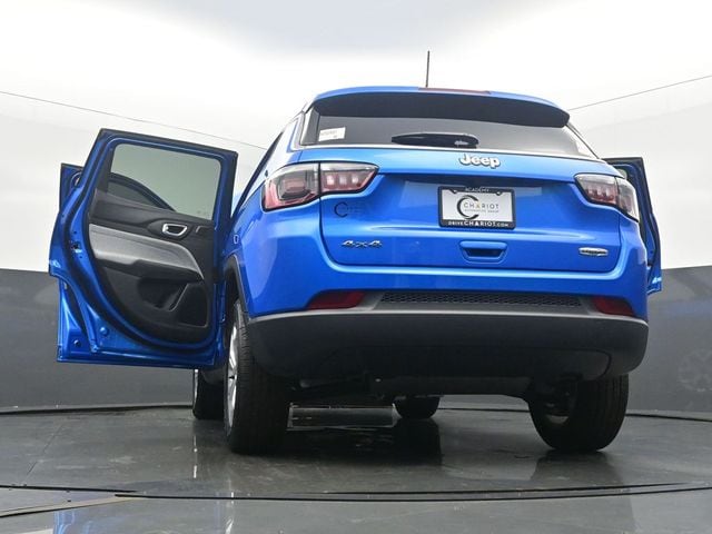2025 Jeep Compass Latitude - Photo 60