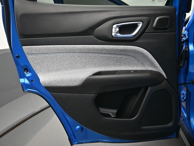 2025 Jeep Compass Latitude - Photo 14