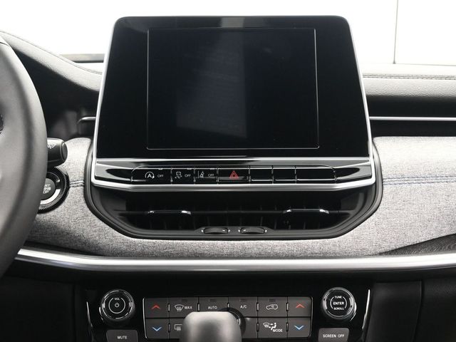 2025 Jeep Compass Latitude - Photo 26