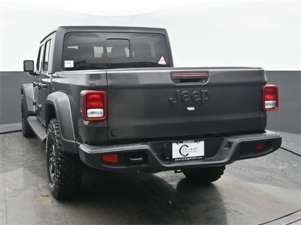 Used 2021 Jeep Gladiator Willys Truck
