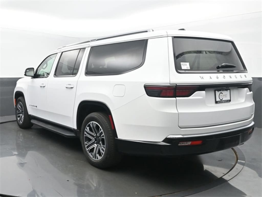 Used 2024 Jeep Wagoneer L Series II SUV