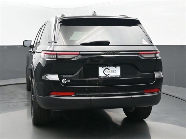 2025 Jeep Grand Cherokee Altitude X photo 4