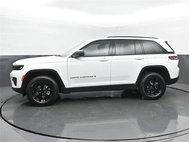 2025 Jeep Grand Cherokee Altitude X photo 2