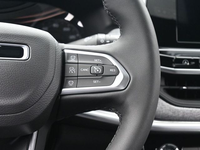 2025 Jeep Compass Latitude - Photo 29