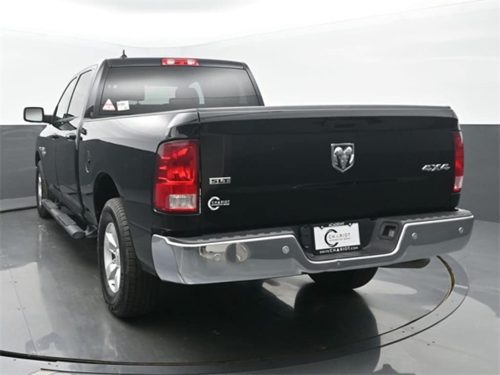 Used 2022 Ram 1500 Classic SLT Truck