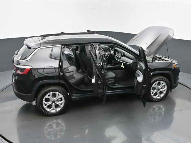 2025 Jeep Compass Latitude - Photo 65