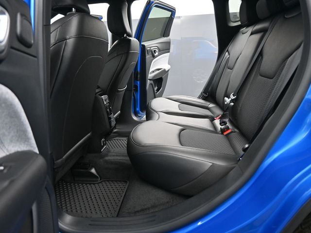 2025 Jeep Compass Latitude - Photo 13