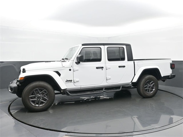 Used 2024 Jeep Gladiator Sport S with VIN 1C6HJTAG5RL101955 for sale in Tipton, IN