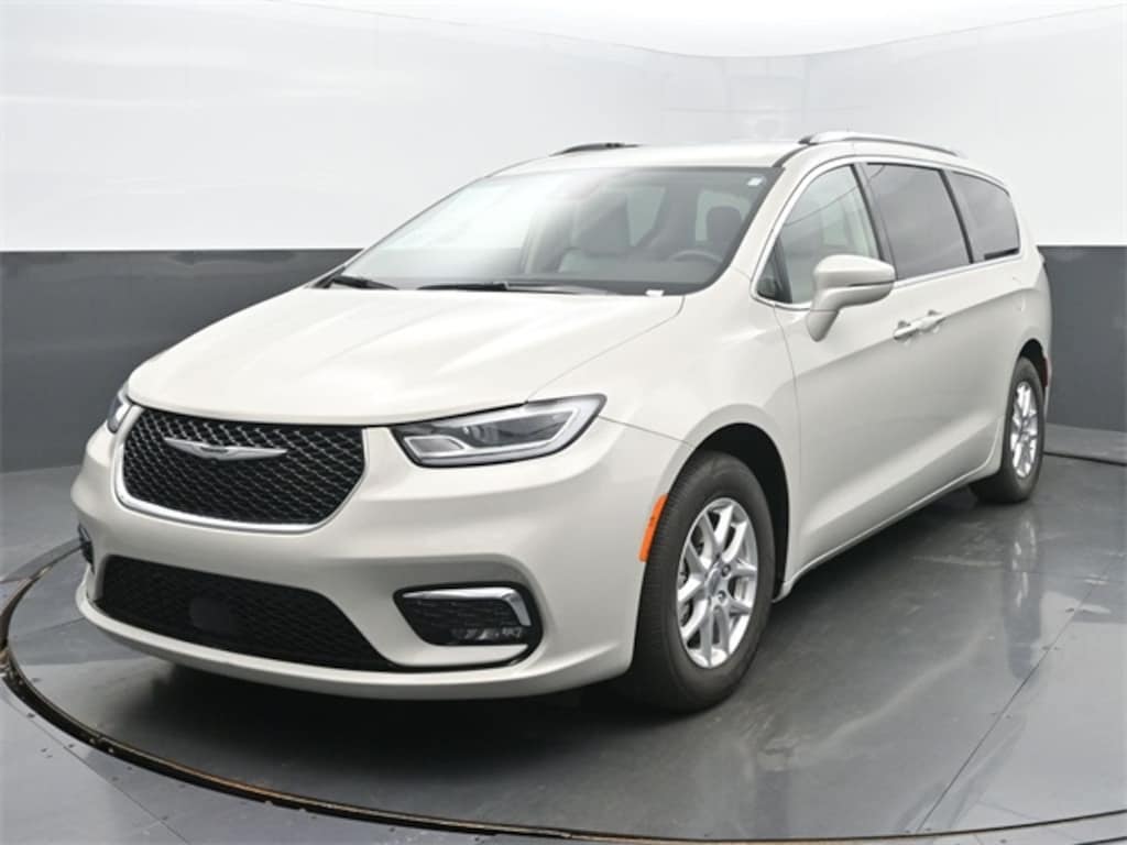 Used 2021 Chrysler Pacifica Touring L Minivan/Van