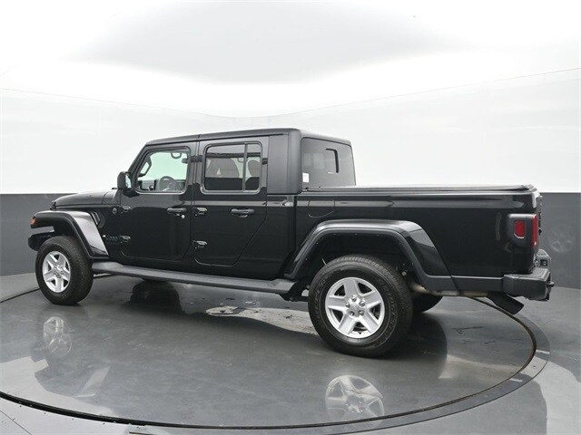 2022 Jeep Gladiator Sport photo 3