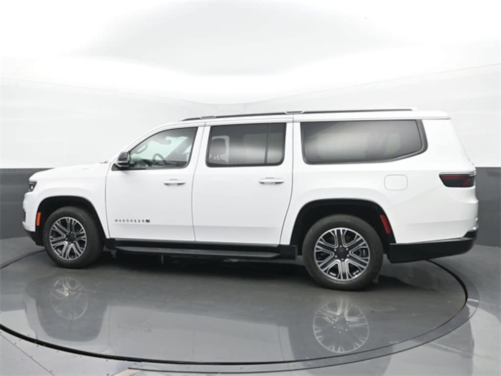 Used 2024 Jeep Wagoneer L Series II SUV