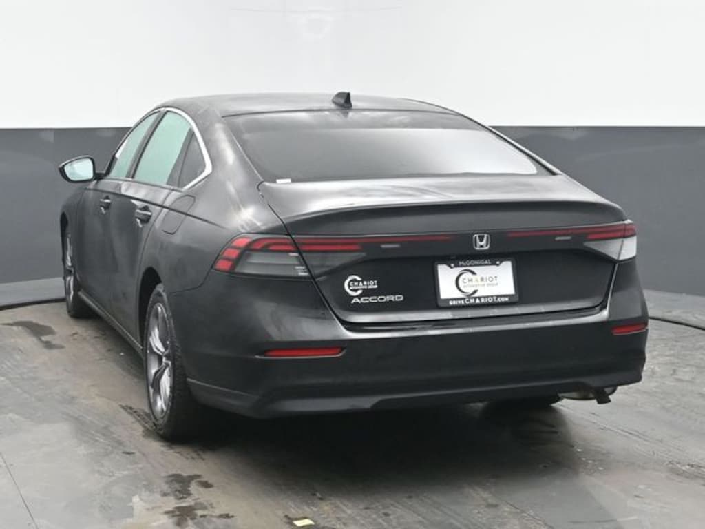 Used 2024 Honda Accord EX Sedan