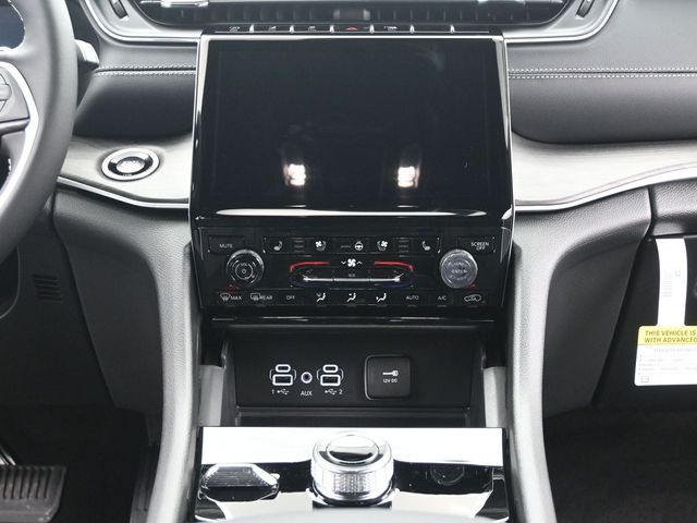 2025 Jeep Grand Cherokee Limited - Photo 25
