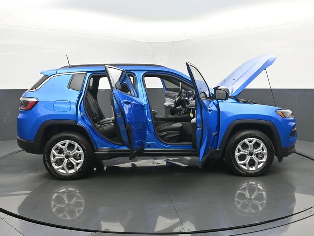2025 Jeep Compass Latitude - Photo 57