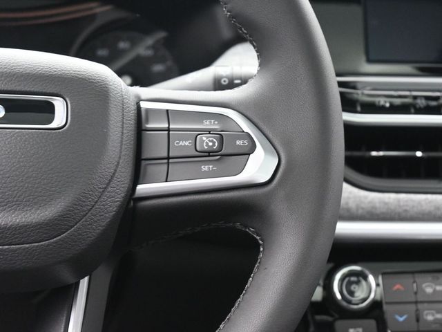 2025 Jeep Compass Latitude - Photo 29