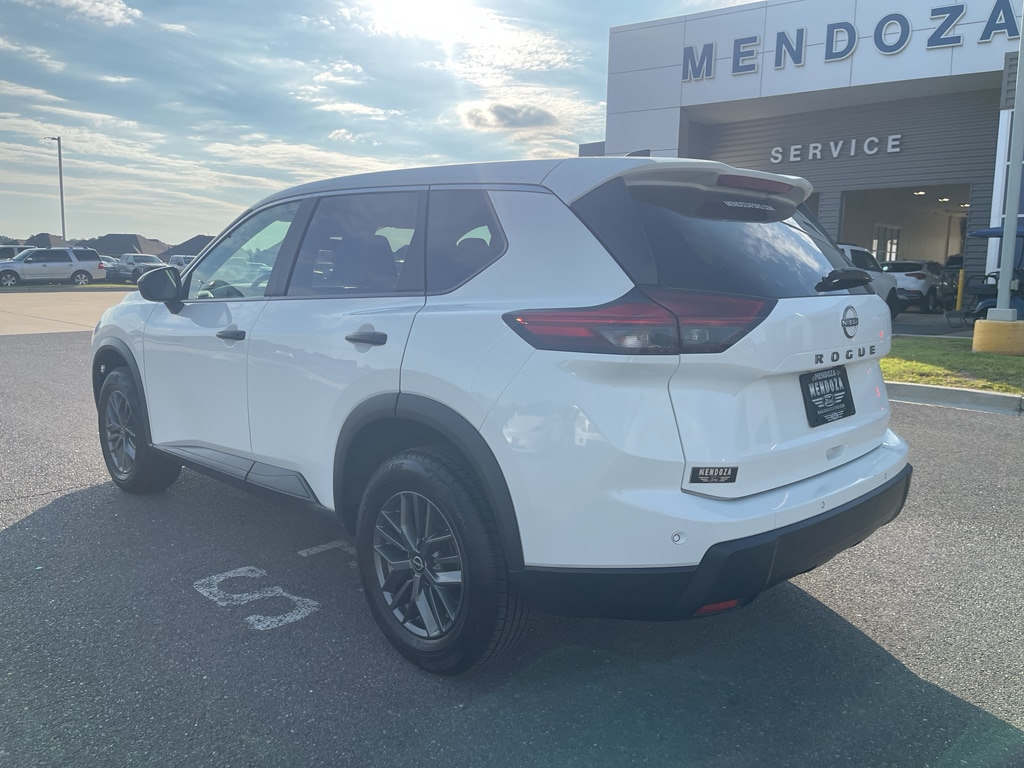 Used 2024 Nissan Rogue S with VIN 5N1BT3AA4RC713385 for sale in Maurice, LA