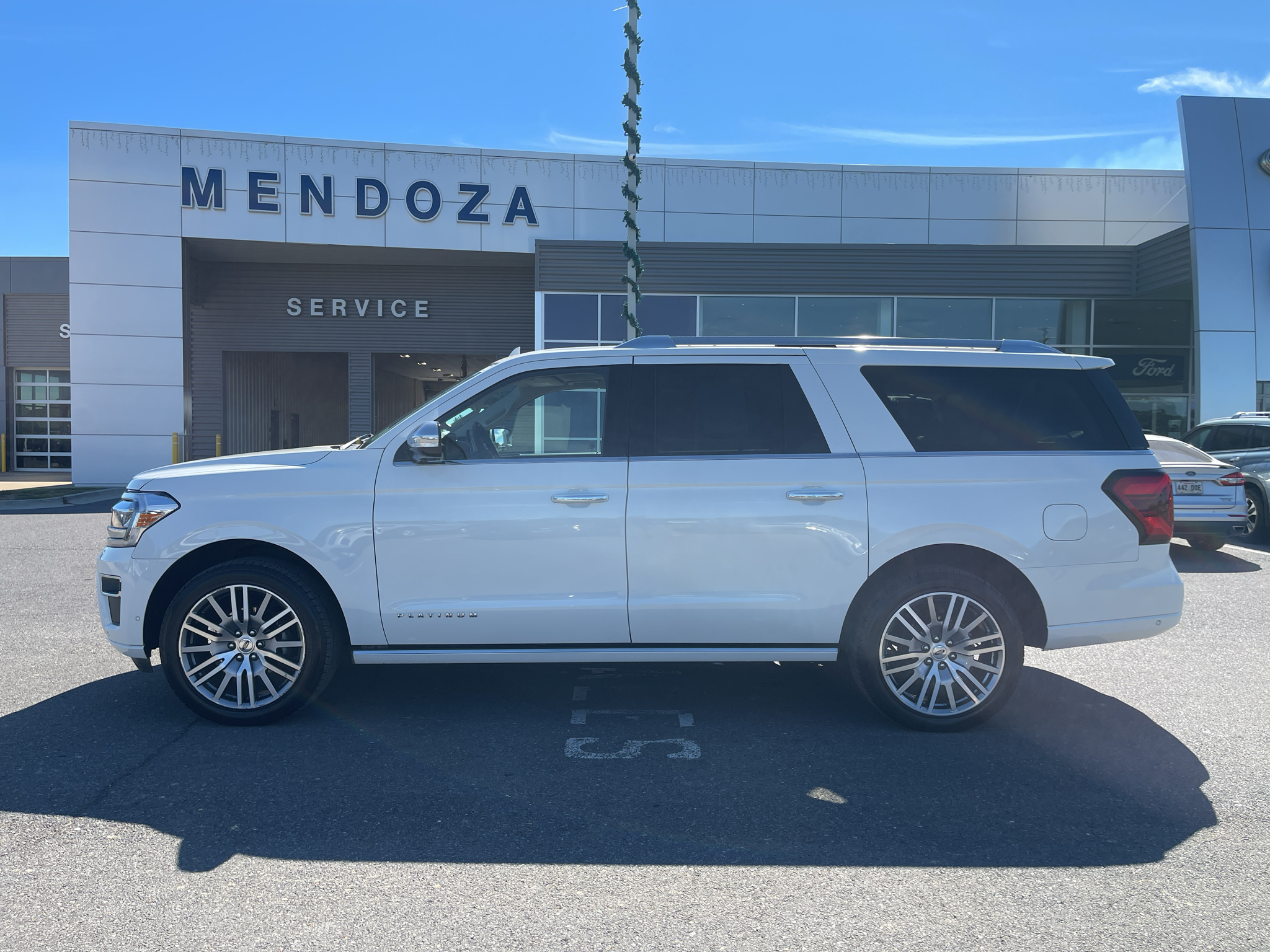 2022 Ford Expedition MAX Platinum Sport Utility