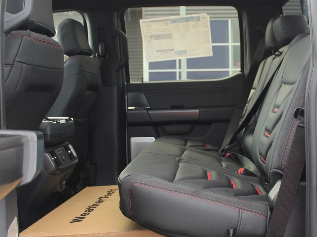 2025 Ford F-150 Lariat - Photo 19