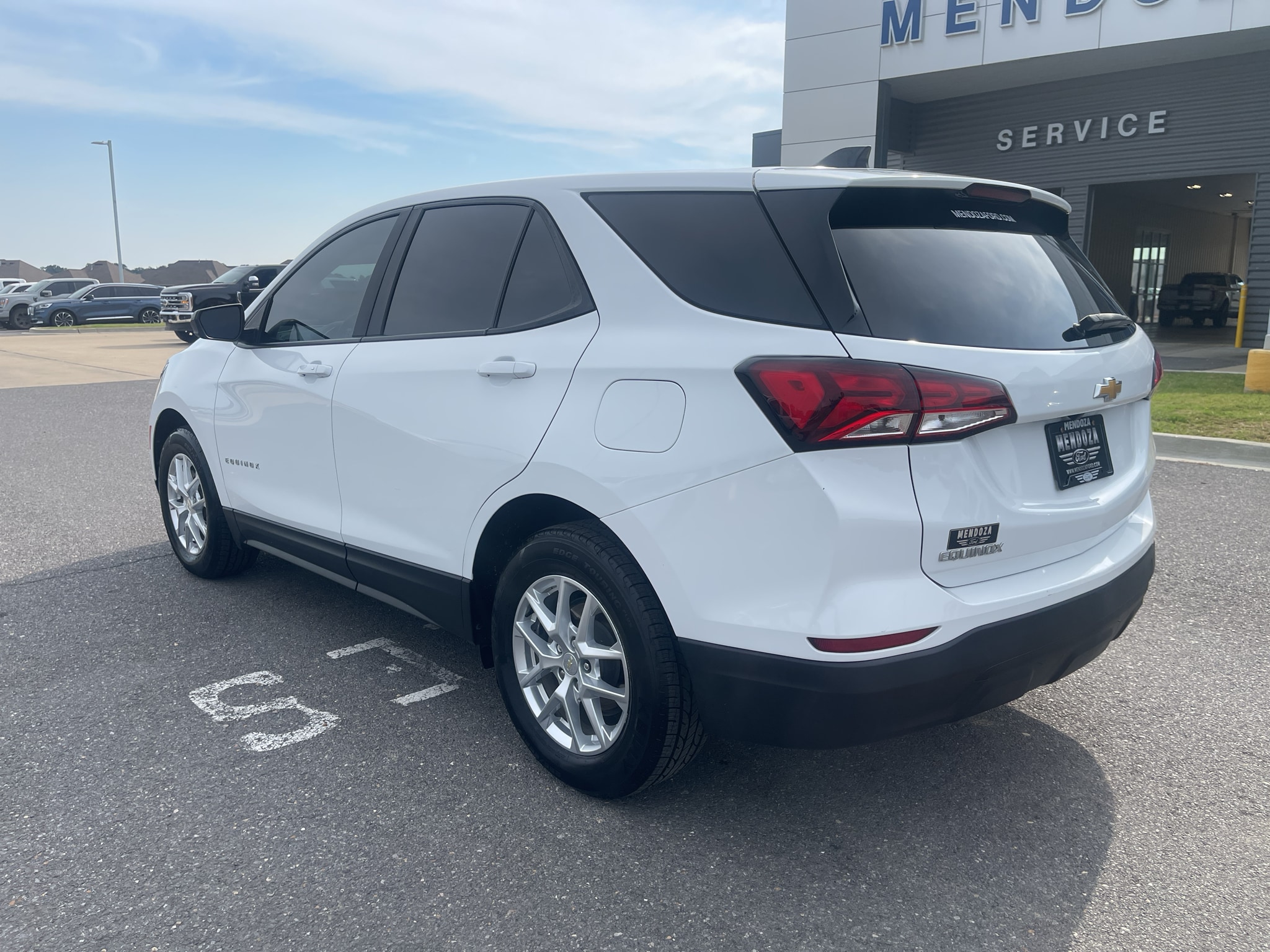 Used 2022 Chevrolet Equinox LS with VIN 3GNAXHEV4NS110690 for sale in Maurice, LA