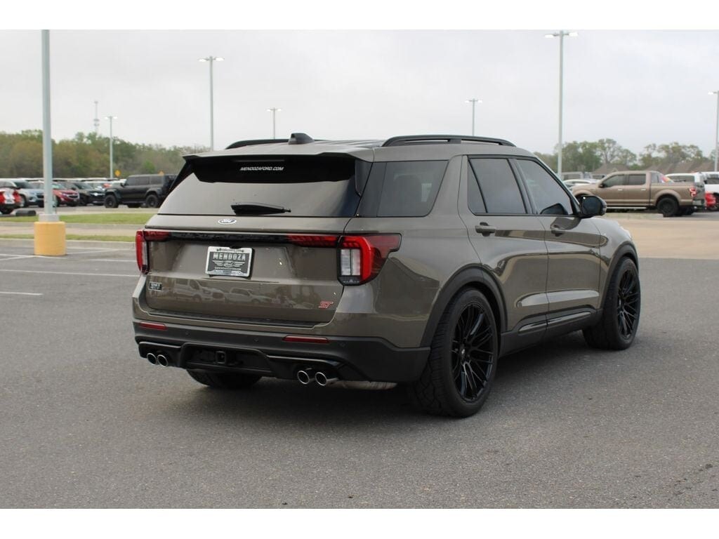 New 2026 Ford Explorer ST Sport Utility