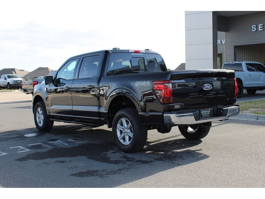 New 2026 Ford F-150 XLT Crew Cab