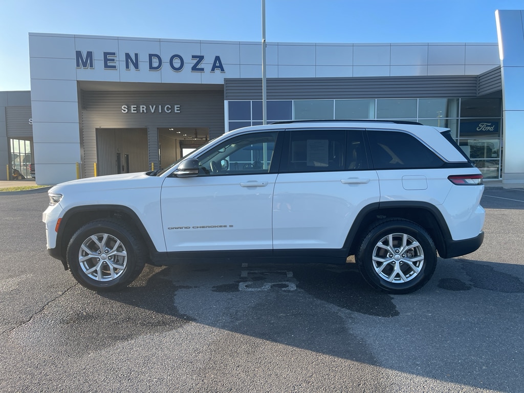 2024 Jeep Grand Cherokee Limited's photo