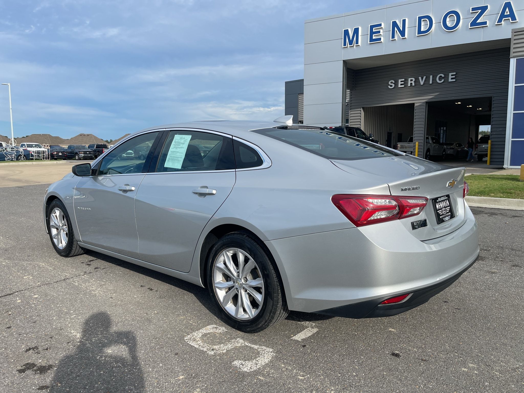 Used 2021 Chevrolet Malibu 1LT with VIN 1G1ZD5ST3MF028421 for sale in Maurice, LA