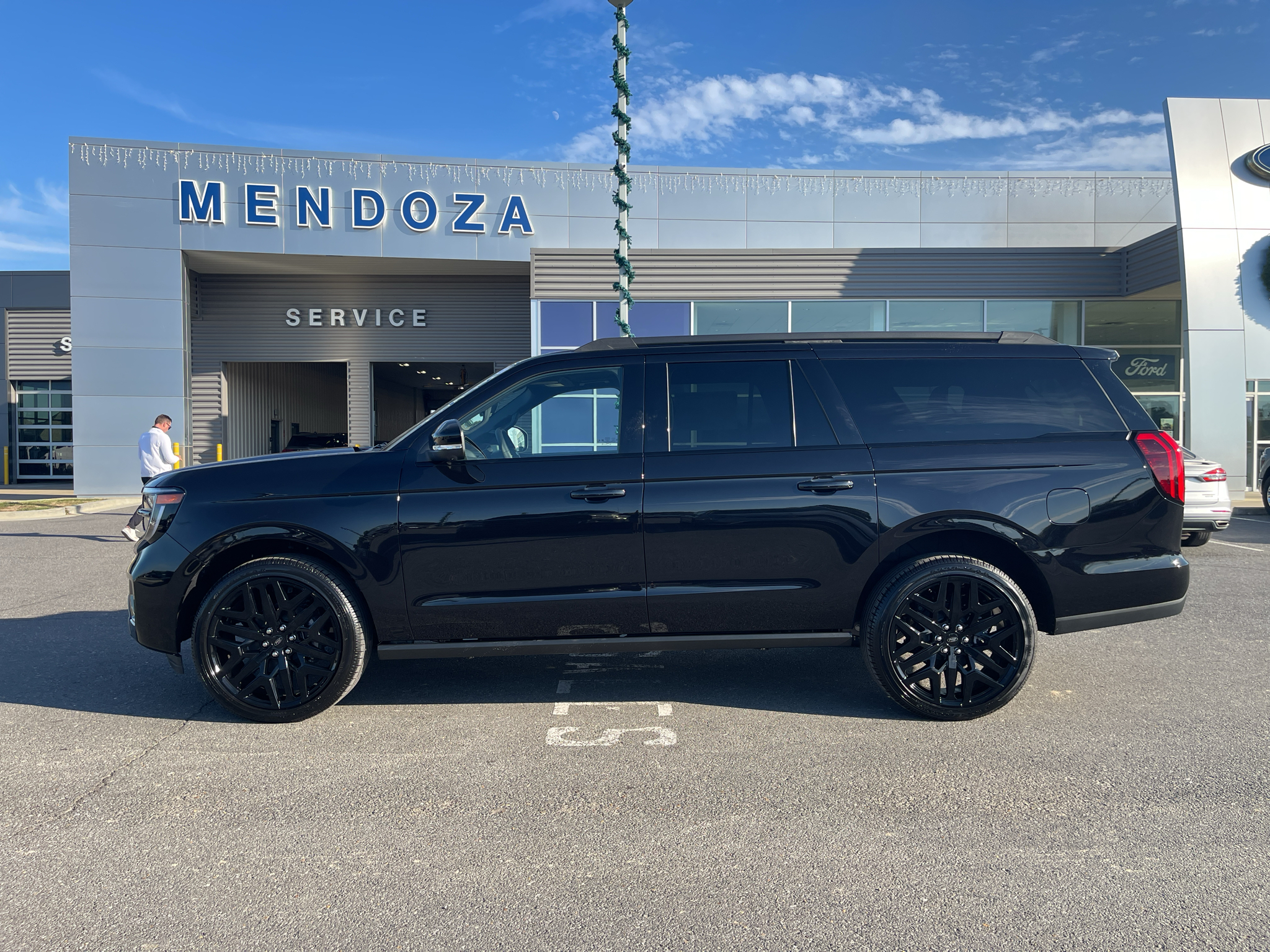 2027 Ford Expedition MAX Platinum Sport Utility