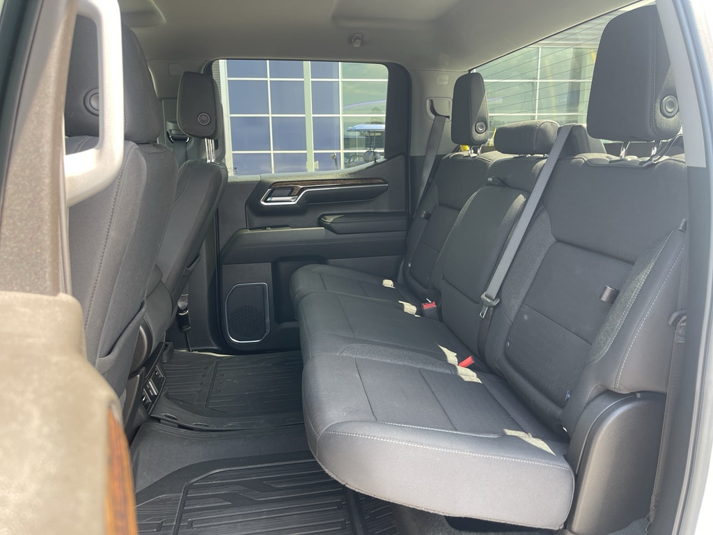 2024 GMC Sierra 1500 Elevation - Photo 19