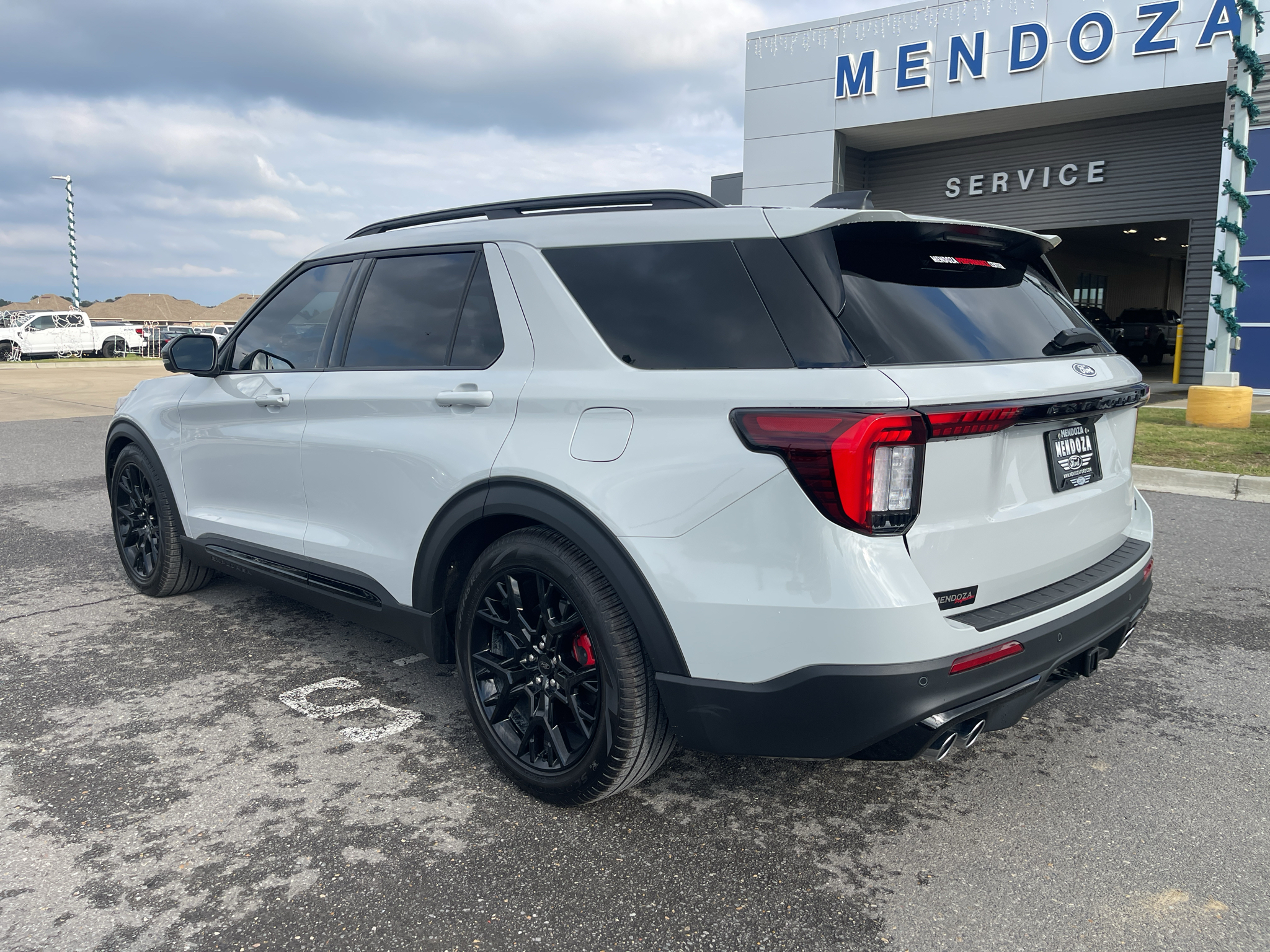 New 2027 Ford Explorer ST Sport Utility