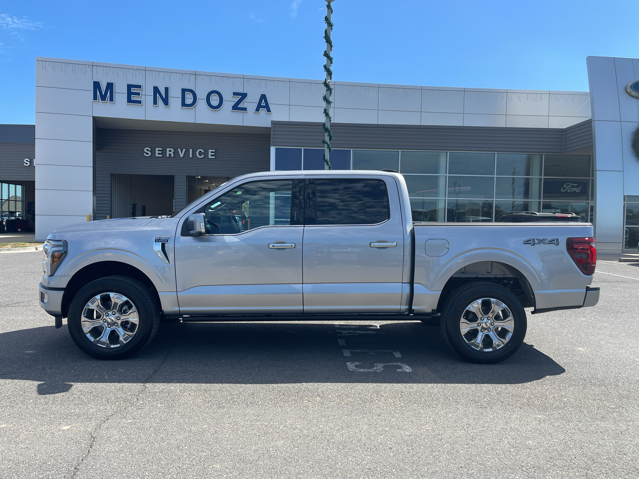 2026 Ford F-150 Platinum Crew Cab