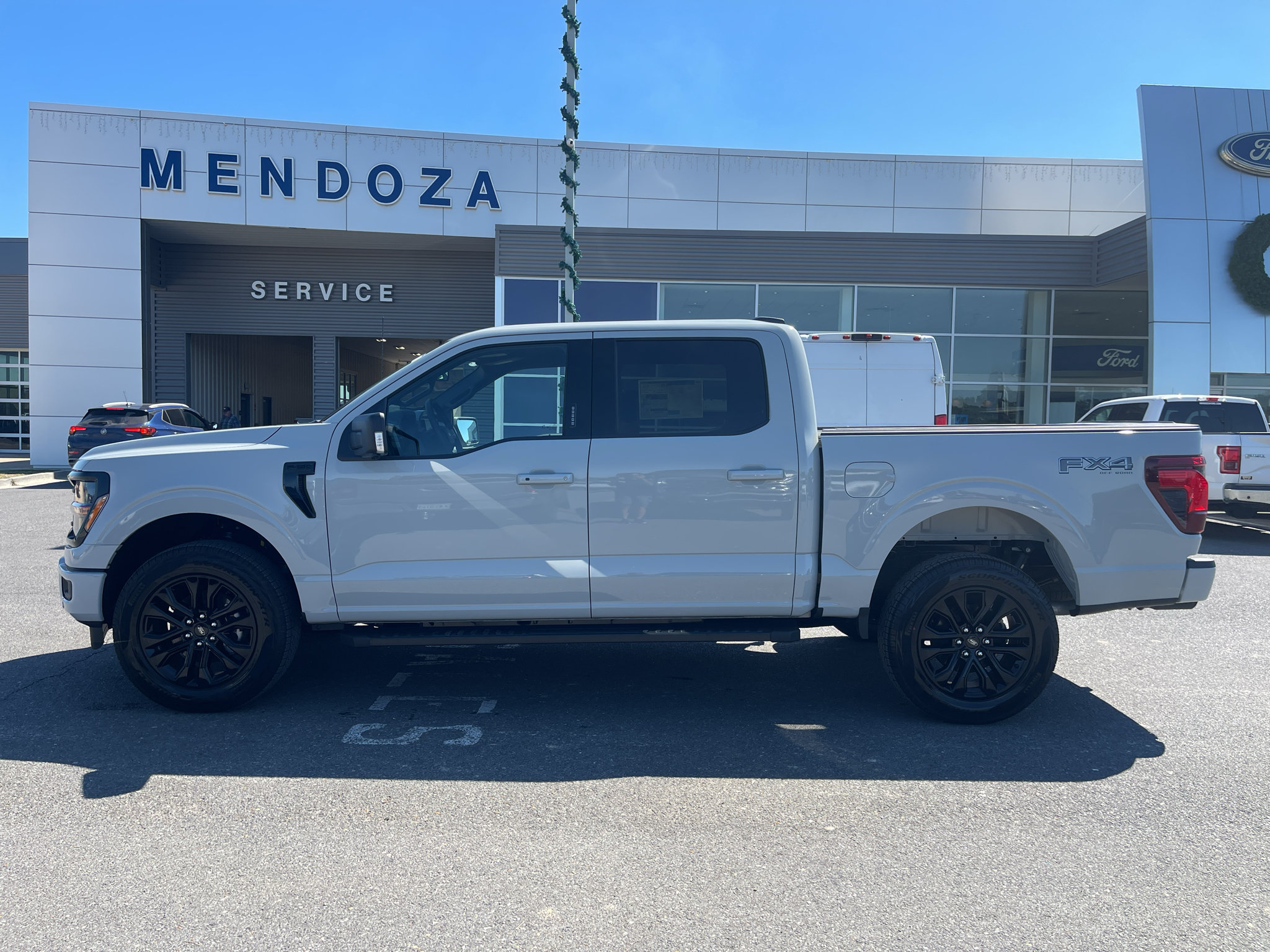 2026 Ford F-150 XLT Crew Cab
