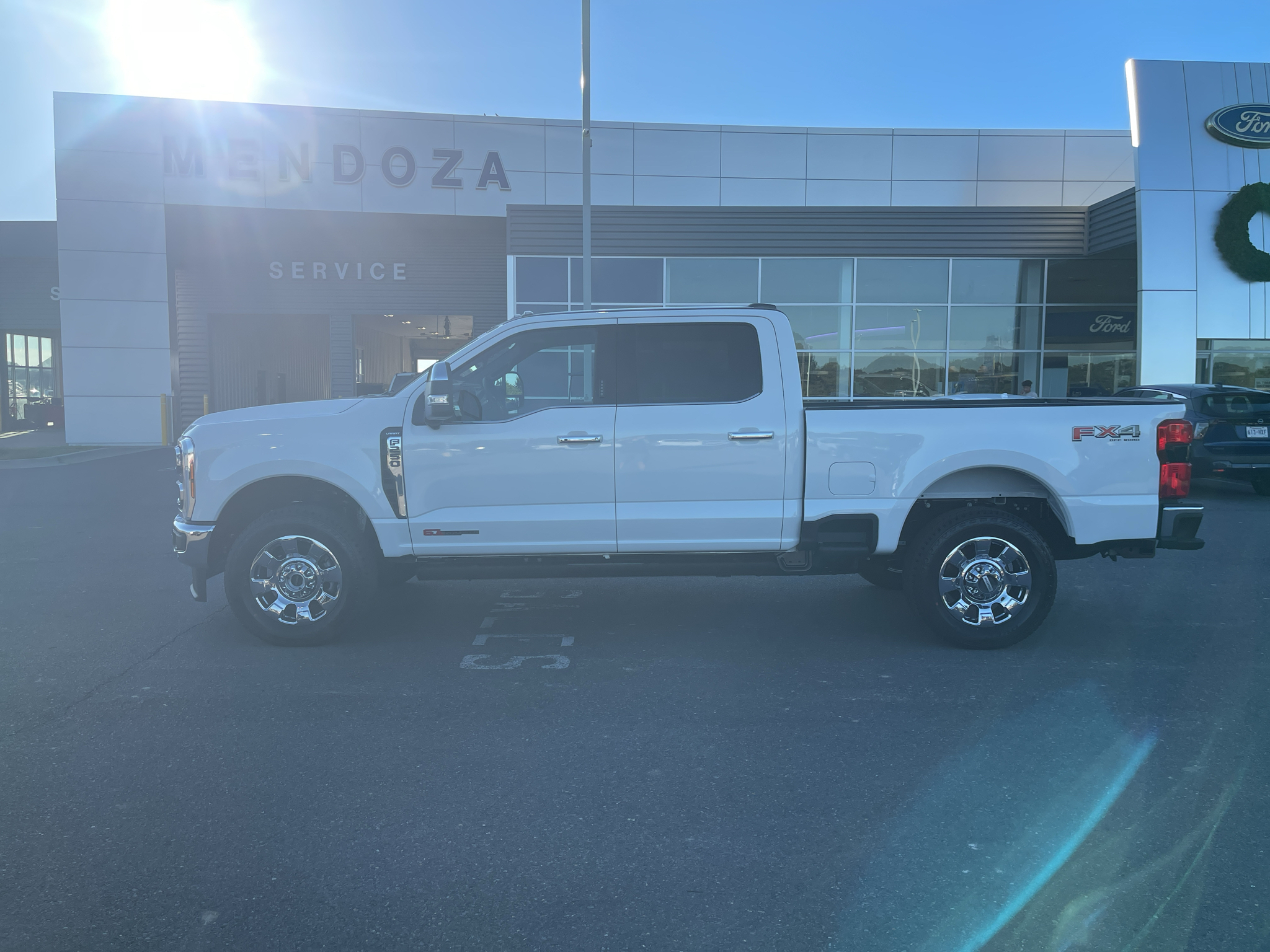 2027 Ford F-250 Lariat Crew Cab