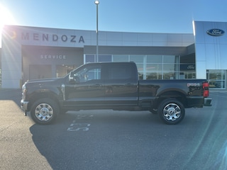 2027 Ford F-250 Lariat Crew Cab