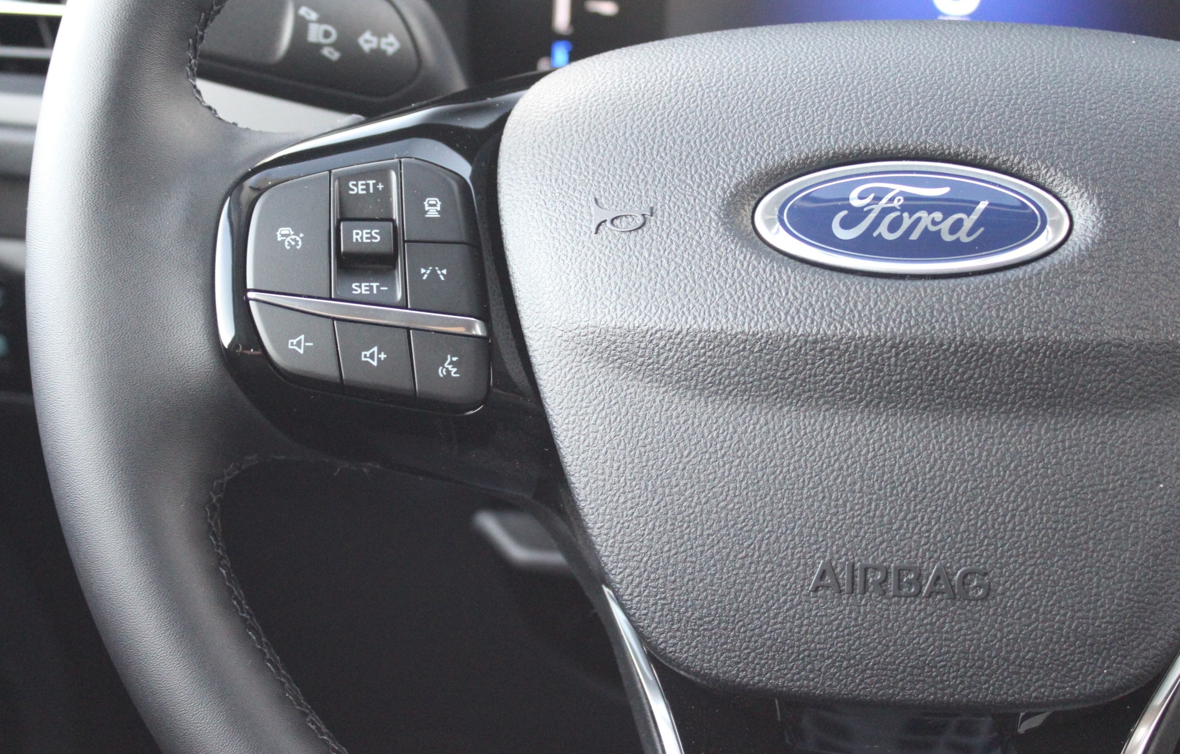 2025 Ford Escape Plug-in hybrid PHEV - Photo 28