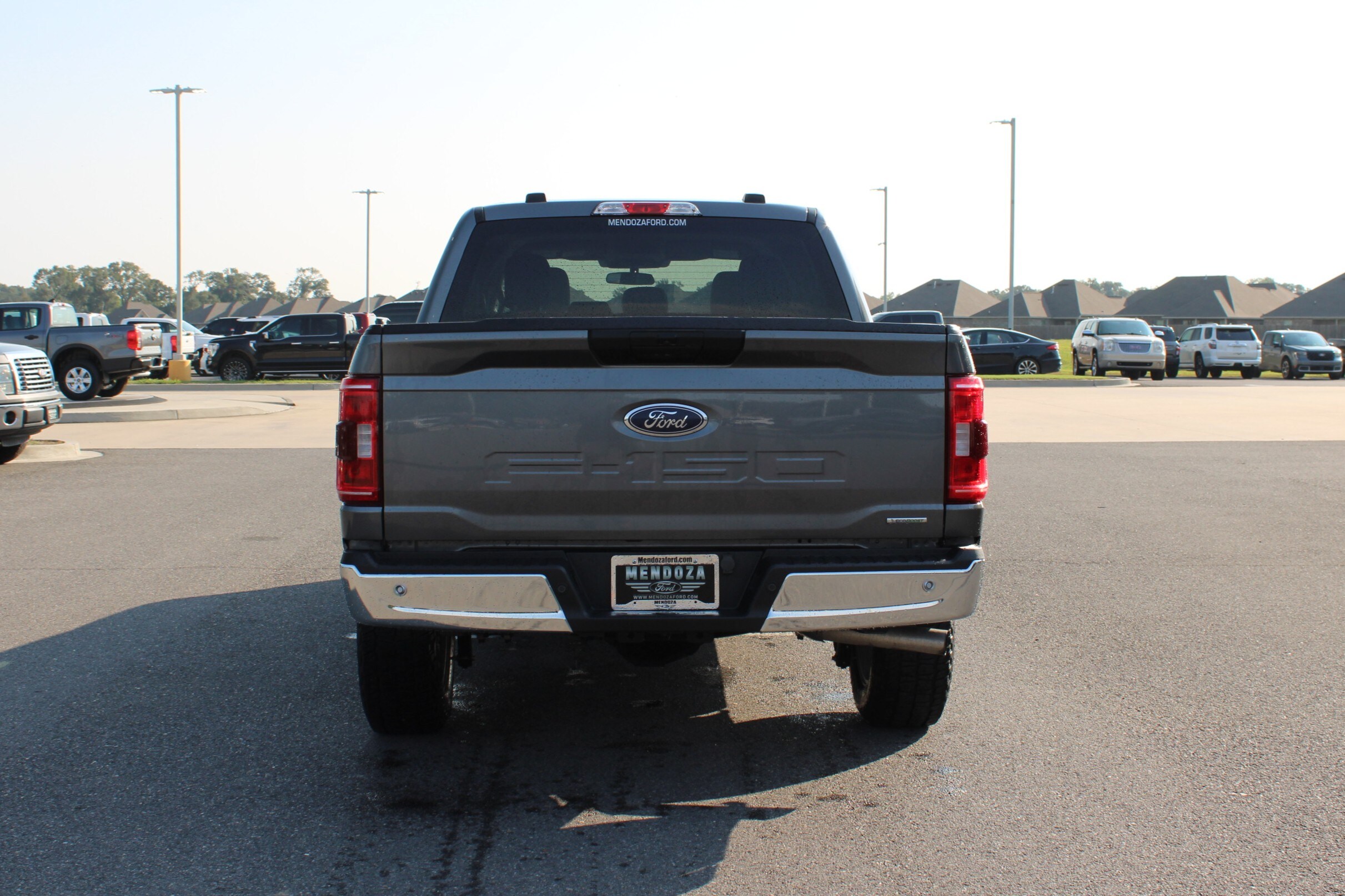 2023 Ford F-150 XLT photo 3
