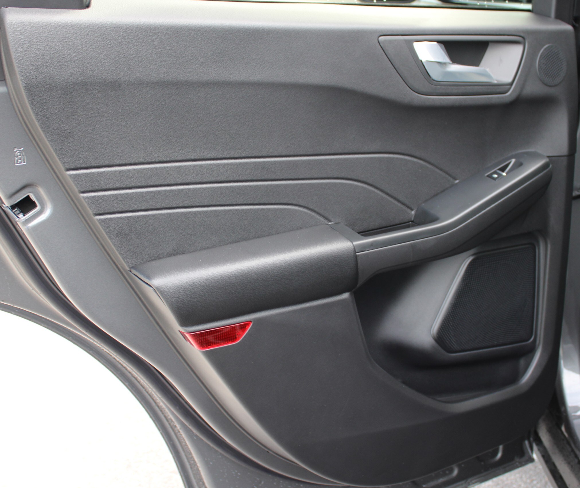 2025 Ford Escape Plug-in hybrid PHEV - Photo 16