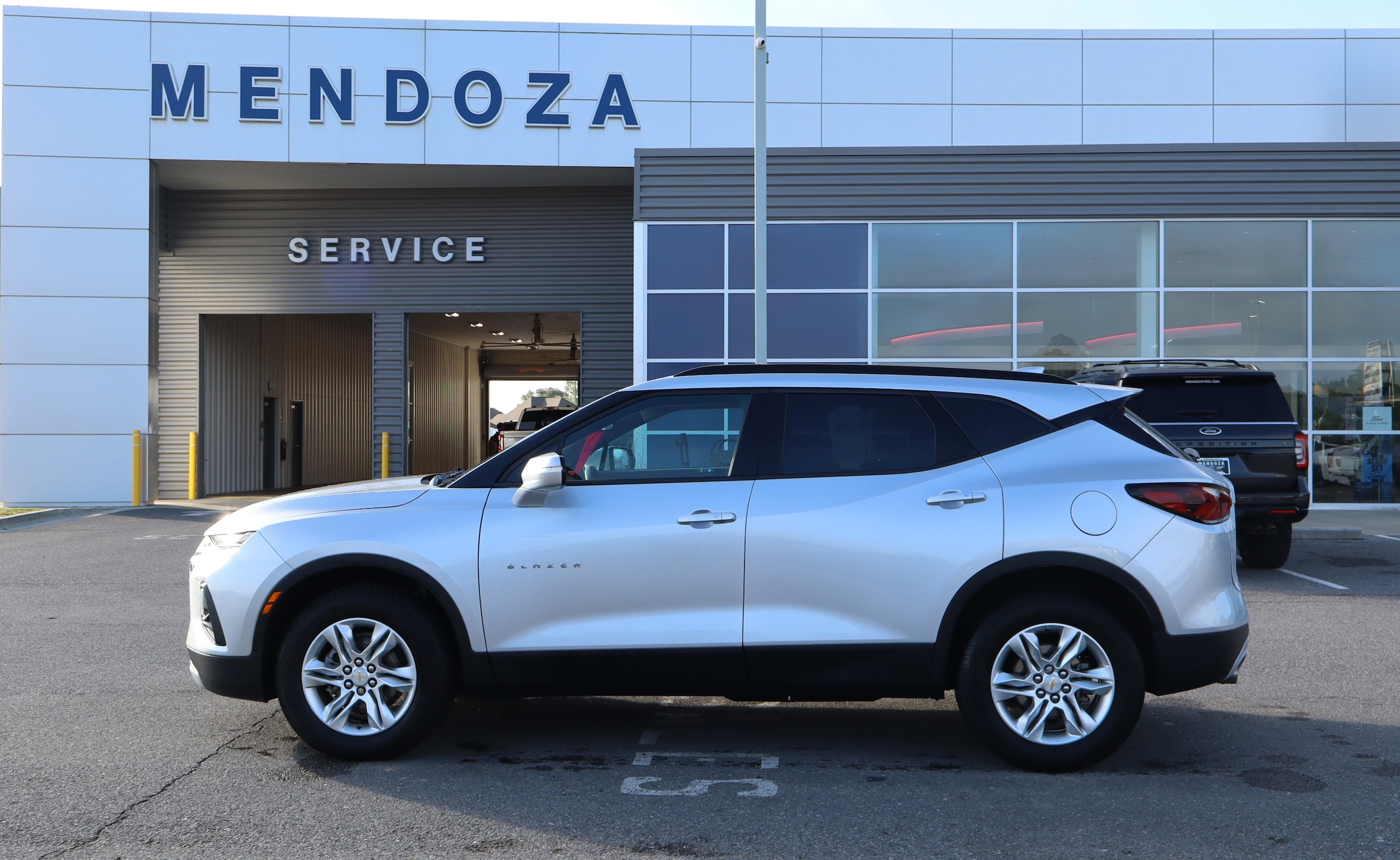 2022 Chevrolet Blazer 2.0T 2LT FWD's photo