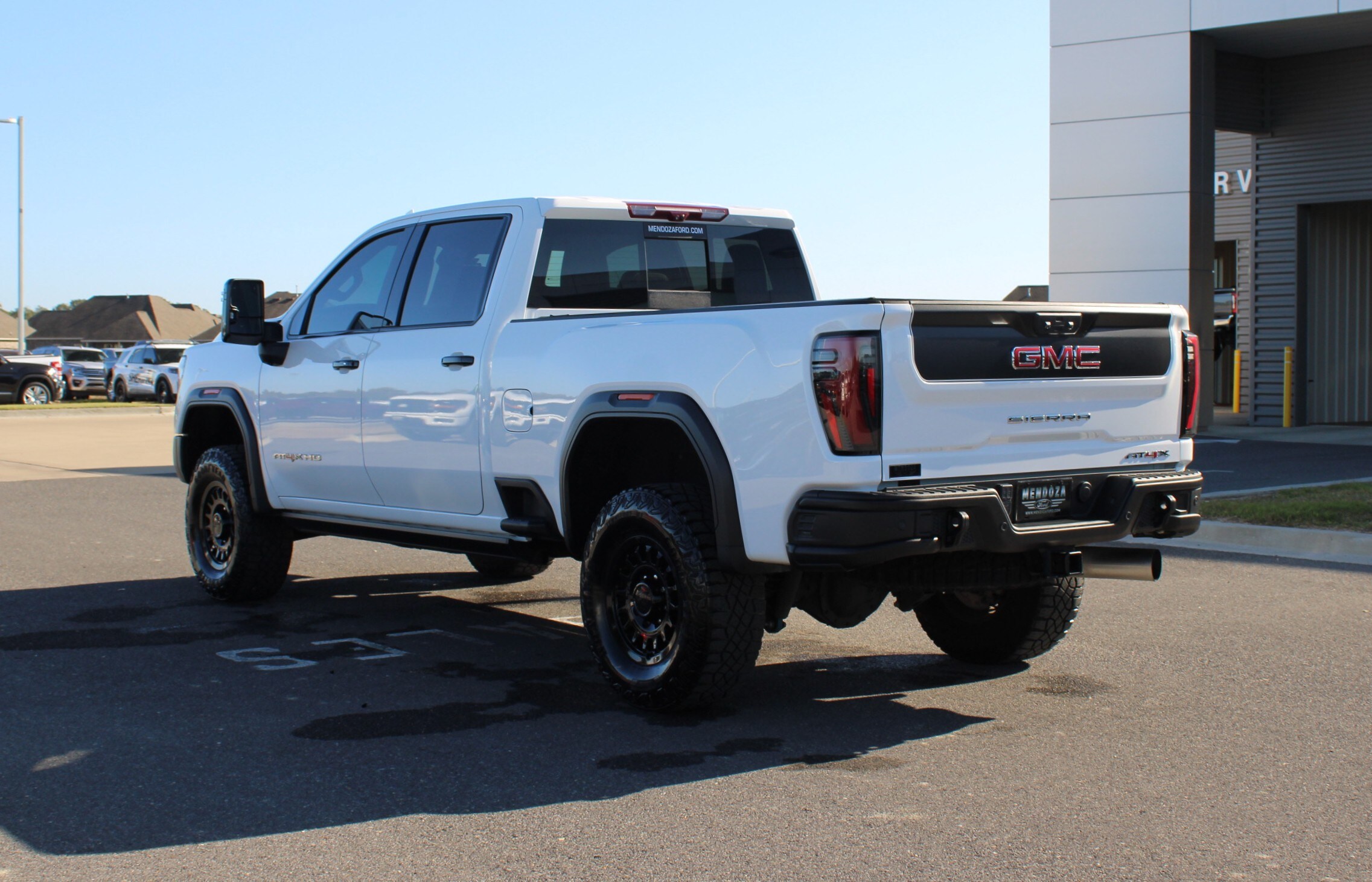 2024 Gmc Sierra 2500 HD AT4X photo 2