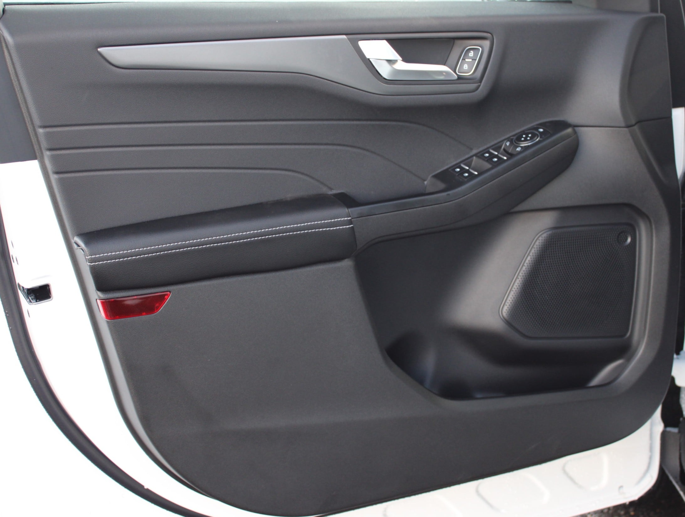 2025 Ford Escape Plug-in hybrid PHEV - Photo 13