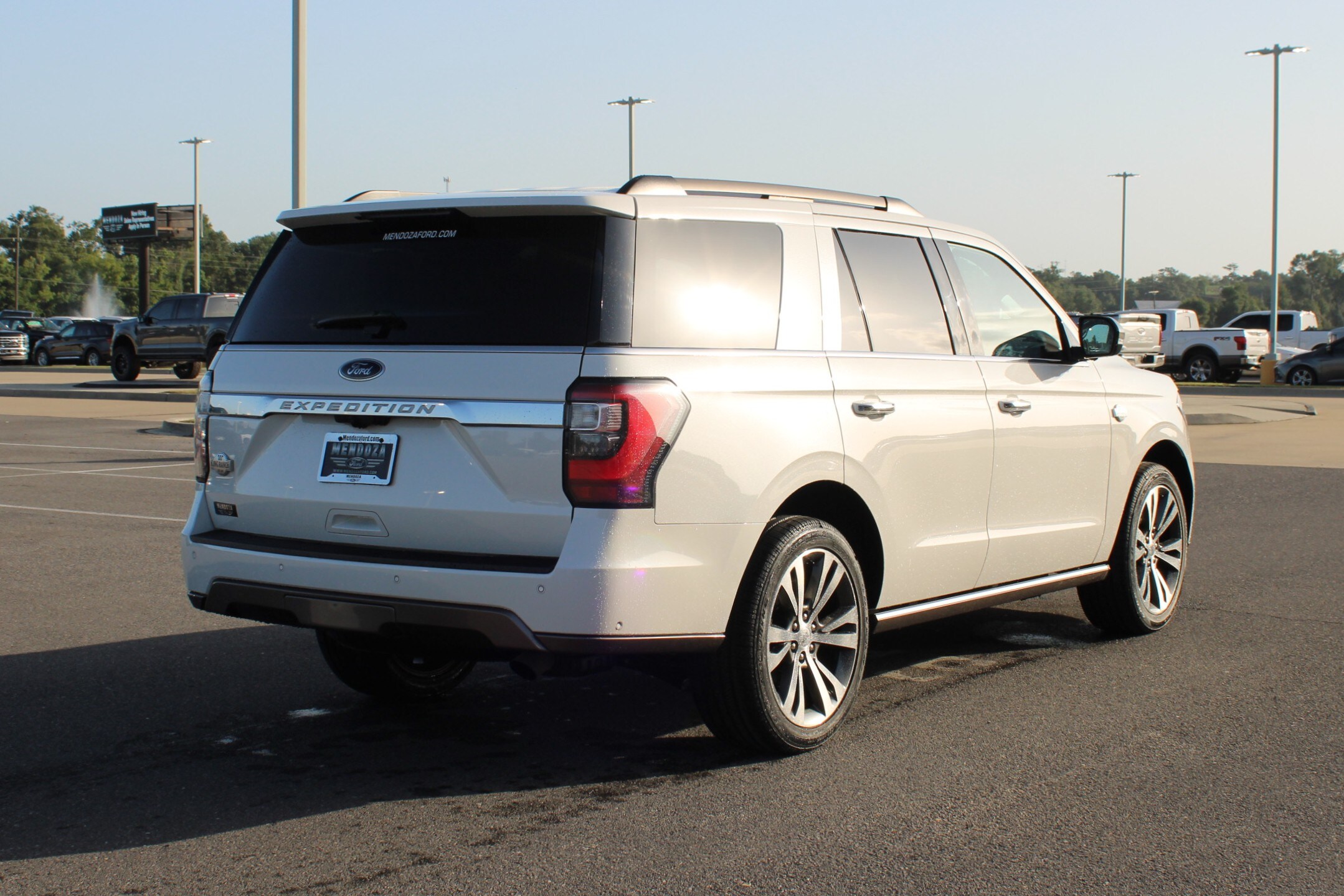 2021 Ford Expedition King Ranch photo 4