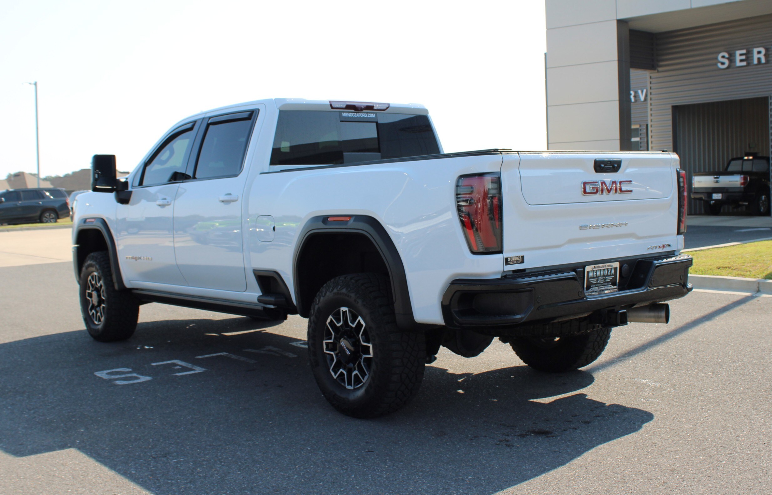 2024 Gmc Sierra 2500 HD AT4X photo 2